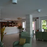 Rosen Garden Hotel 3*