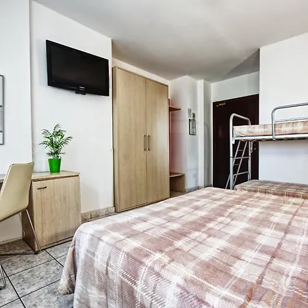 Rosen Garden 3* 米兰马瑞提那