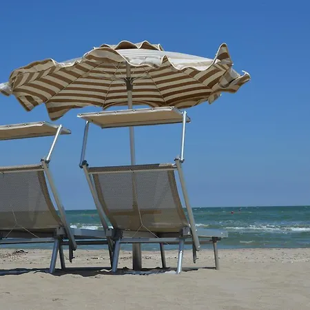 Hotell Rosen Garden Milano Marittima