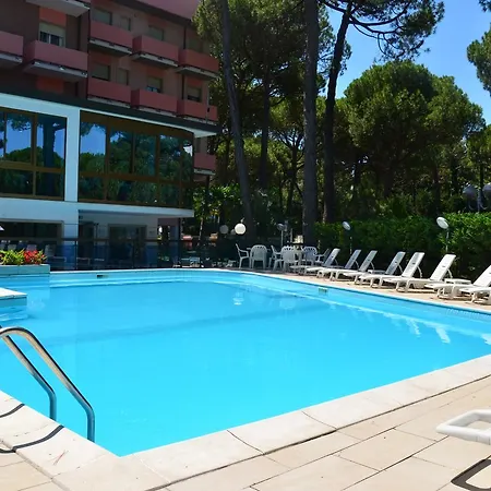 Hotell Rosen Garden Milano Marittima