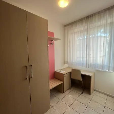 Hotel Rosen Garden 3*