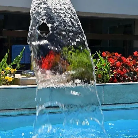 Rosen Garden 3*