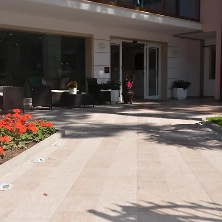 Rosen Garden Milano Marittima