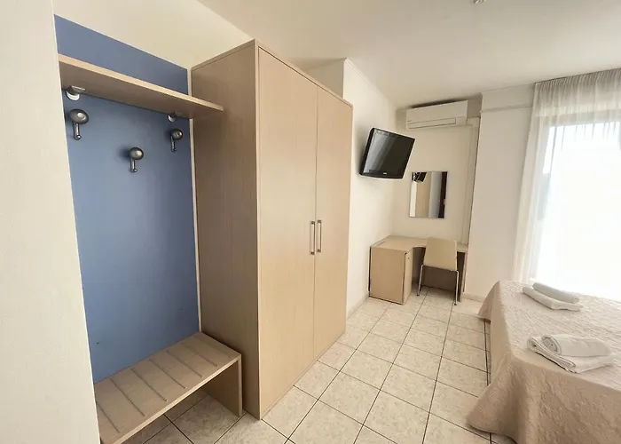 Rosen Garden Ξενοδοχείο 3*