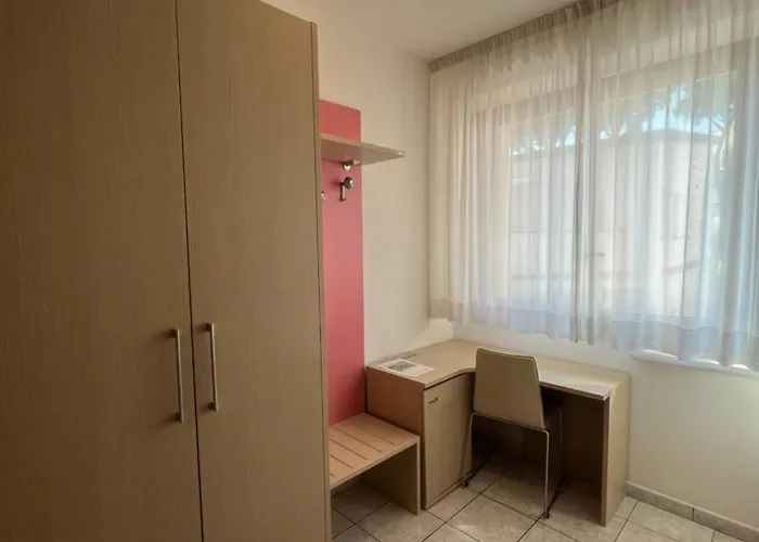 Otel Rosen Garden 3*