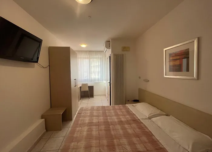 Ξενοδοχείο Rosen Garden